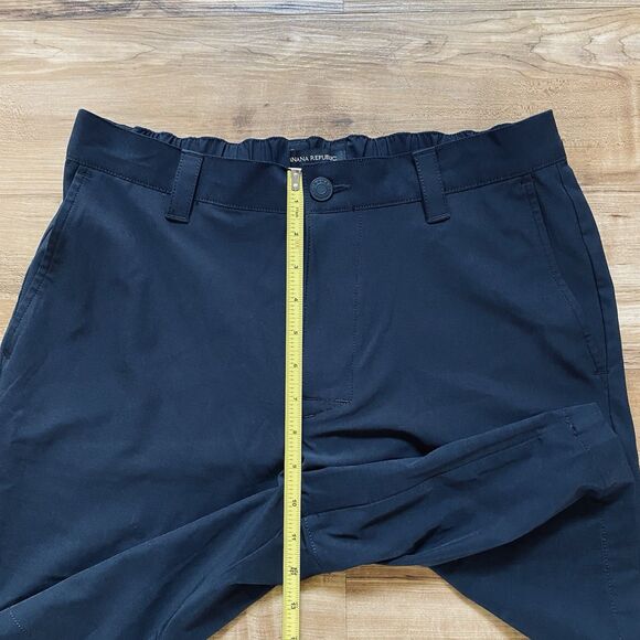 BANANA REPUBLIC Men's 32 Flat Front Technical Shorts Black Preppy Summer Golf - Picture 10 of 16